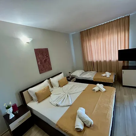 Guest house Pensiunea Regalux *
